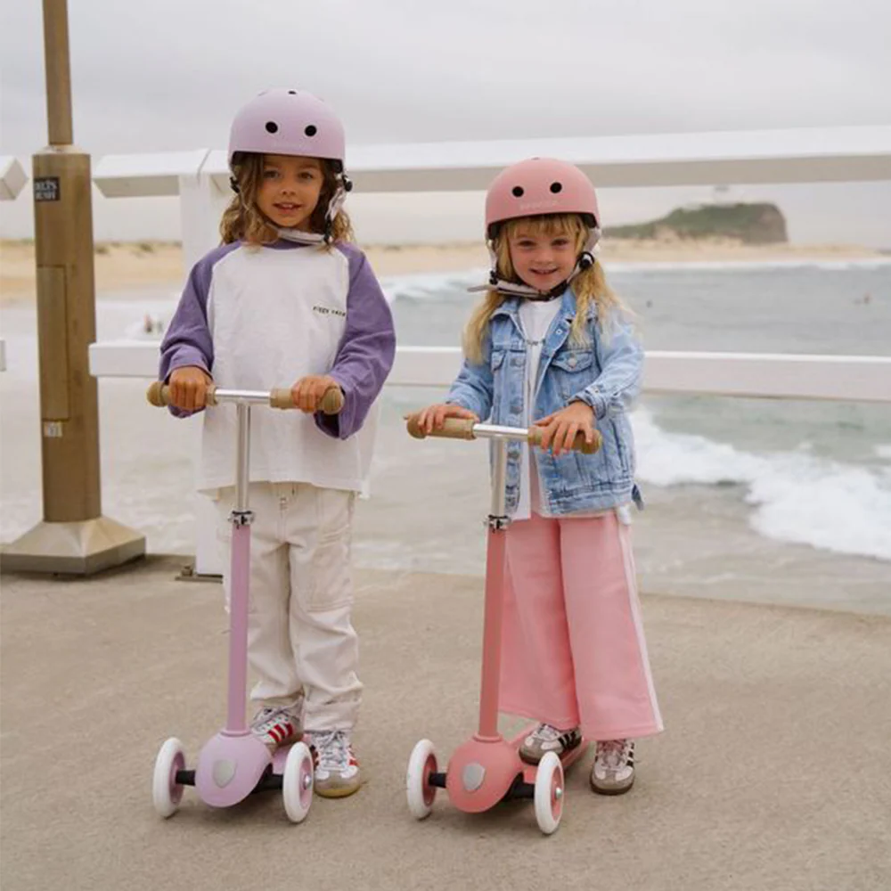 Banwood  Scooter 'Vintage Eco' Lavender - Image 4