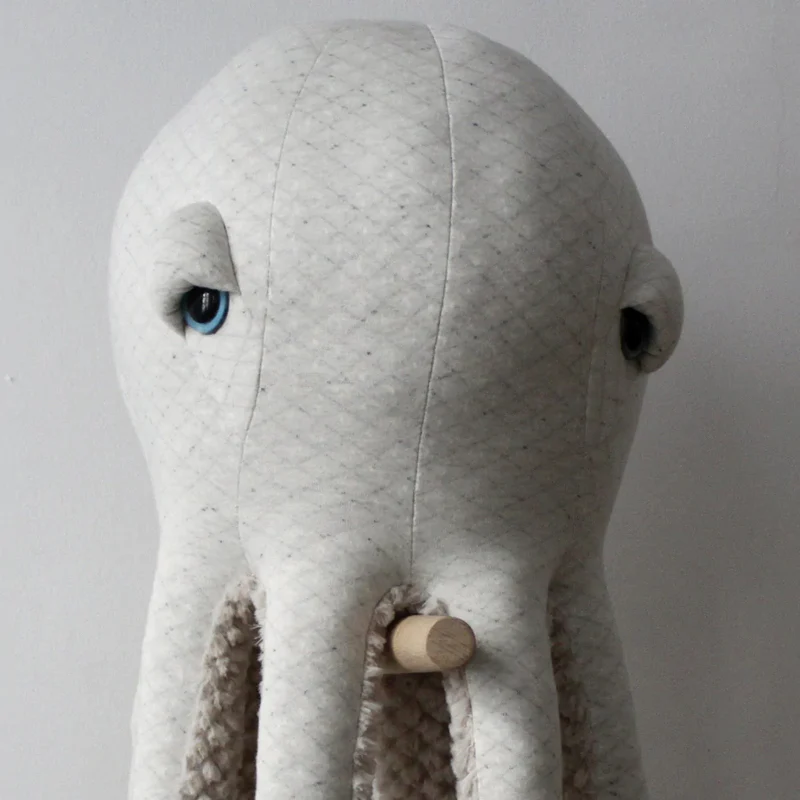 BigStuffed  Stofftier 'Big Albino Octopus' - Image 3