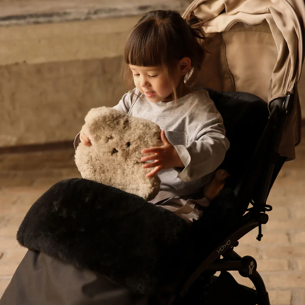 BINIBAMBA  Schaffell Kinderwagen Fusssack für alle Gurtsysteme Noir - Image 4