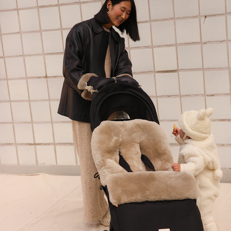 BINIBAMBA Schaffell Kinderwagen Fusssack Toast - Image 12