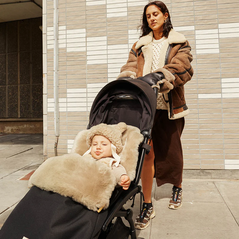 BINIBAMBA Schaffell Kinderwagen Fusssack Toast - Image 13