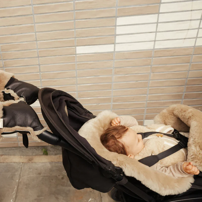BINIBAMBA Schaffell Kinderwagen Fusssack Toast - Image 4