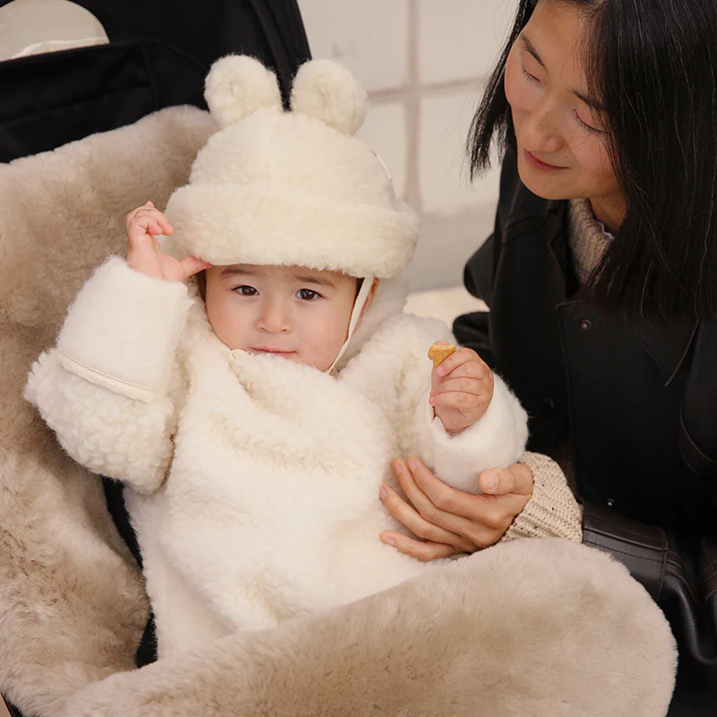 BINIBAMBA Schaffell Kinderwagen Fusssack Toast - Image 6