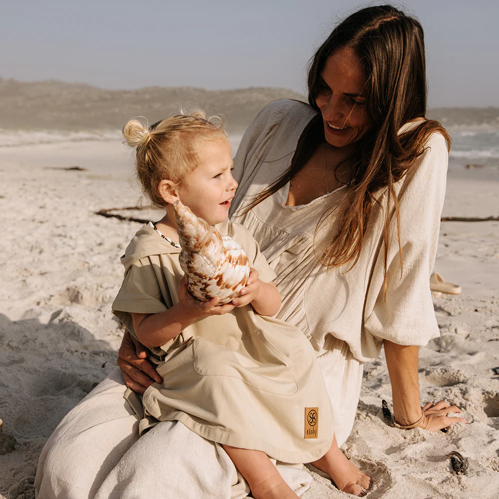 Cloby UV-Poncho Sandy Beach - Image 3