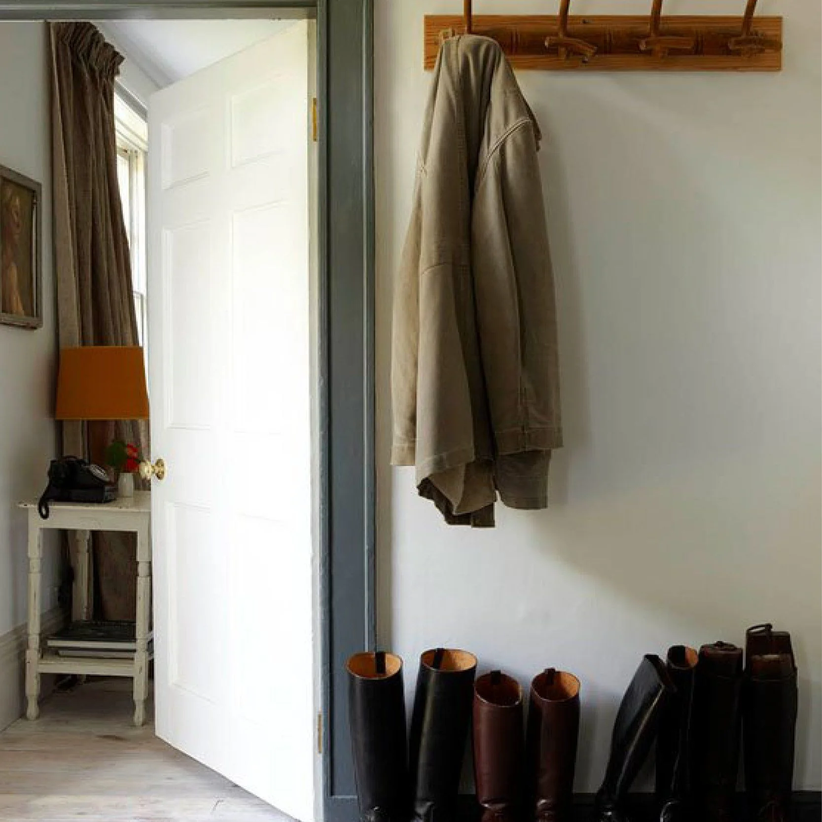 Farrow & Ball  Estate Emulsion  Strong White 2001 - Image 4