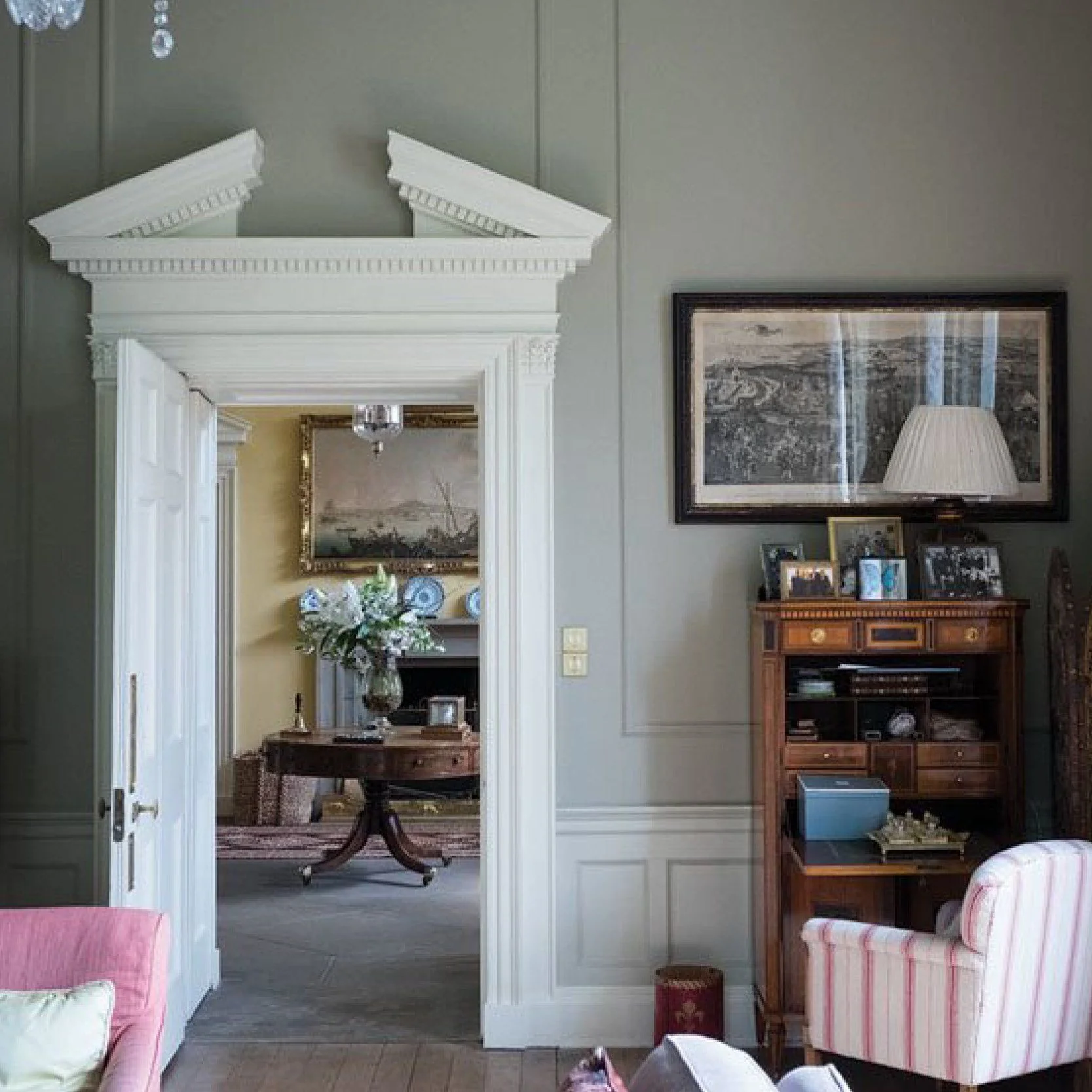 Farrow & Ball  Estate Emulsion  Light Gray 17 - Image 3