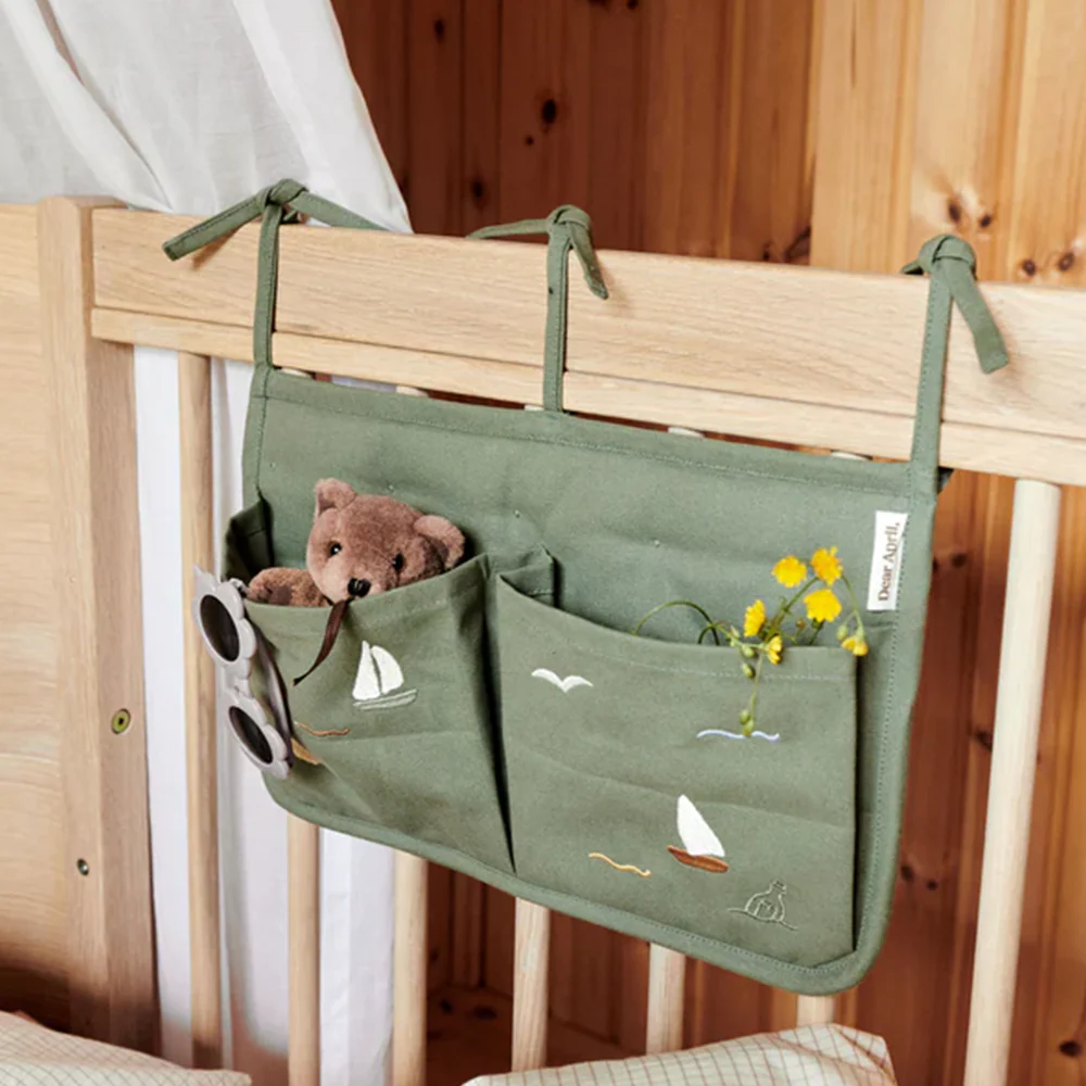 Dear April Bestickte Betttasche zur Aufbewahrung 'Posy' Sailboats - Image 2
