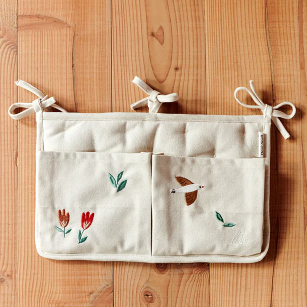 Dear April Bestickte Betttasche zur Aufbewahrung 'Posy' Songbirds - Image 2