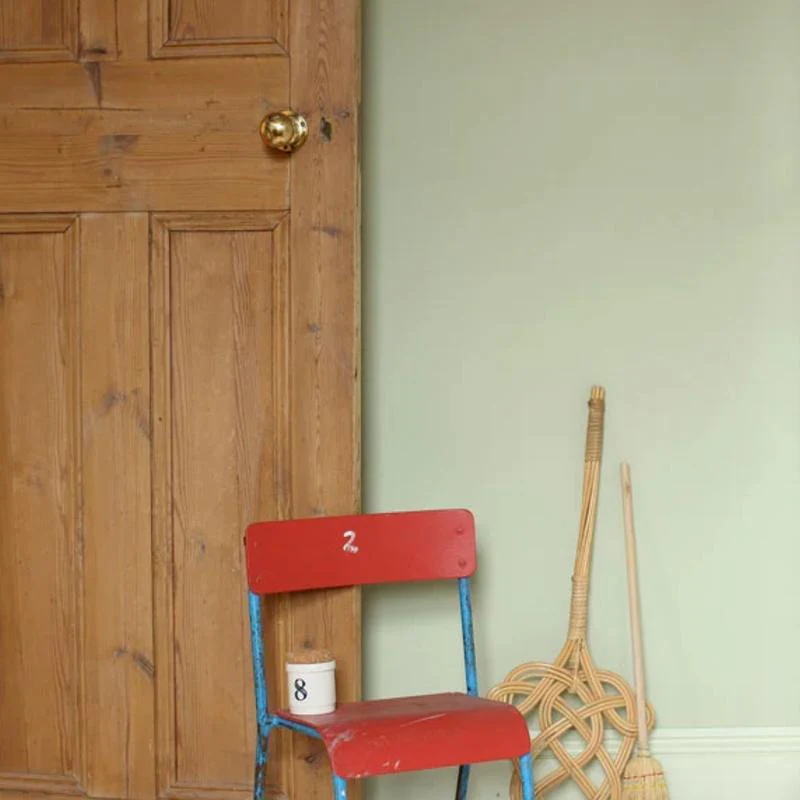 Farrow & Ball  Modern Emulsion  Cooking Apple Green 32 - Image 2