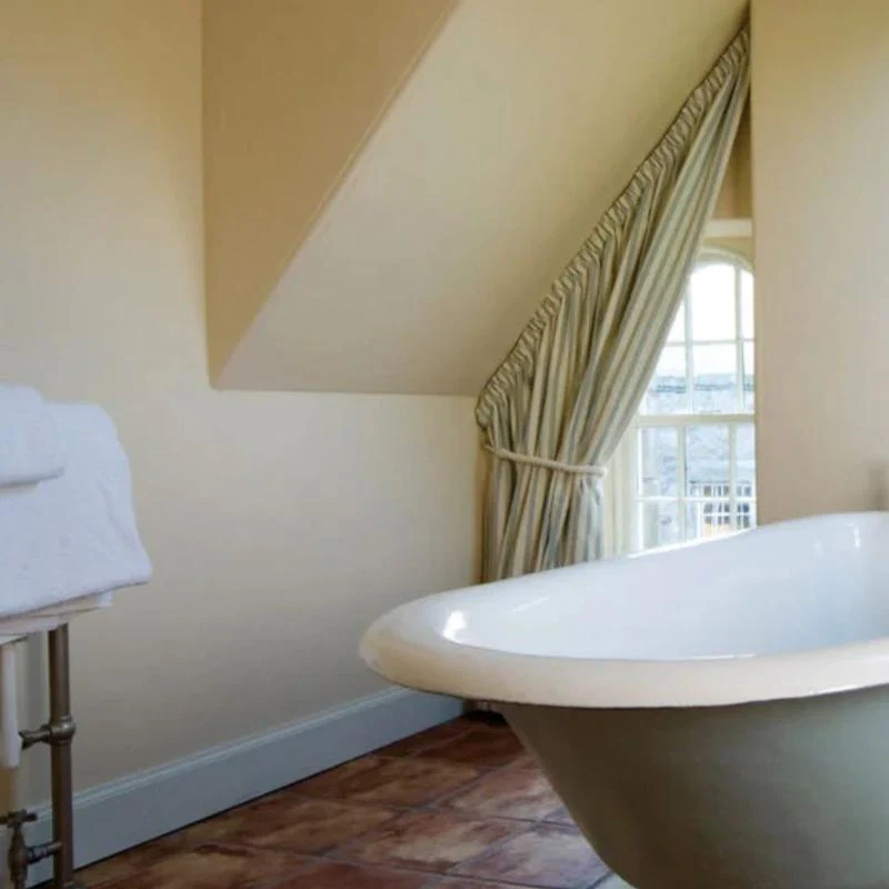 Farrow & Ball  Modern Emulsion  Farrow's Cream 67 - Image 2