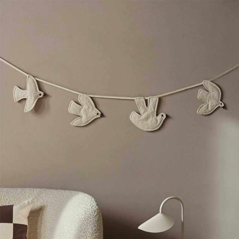 Ferm Living Bird Girlande 'Swif' Undyed - Image 2