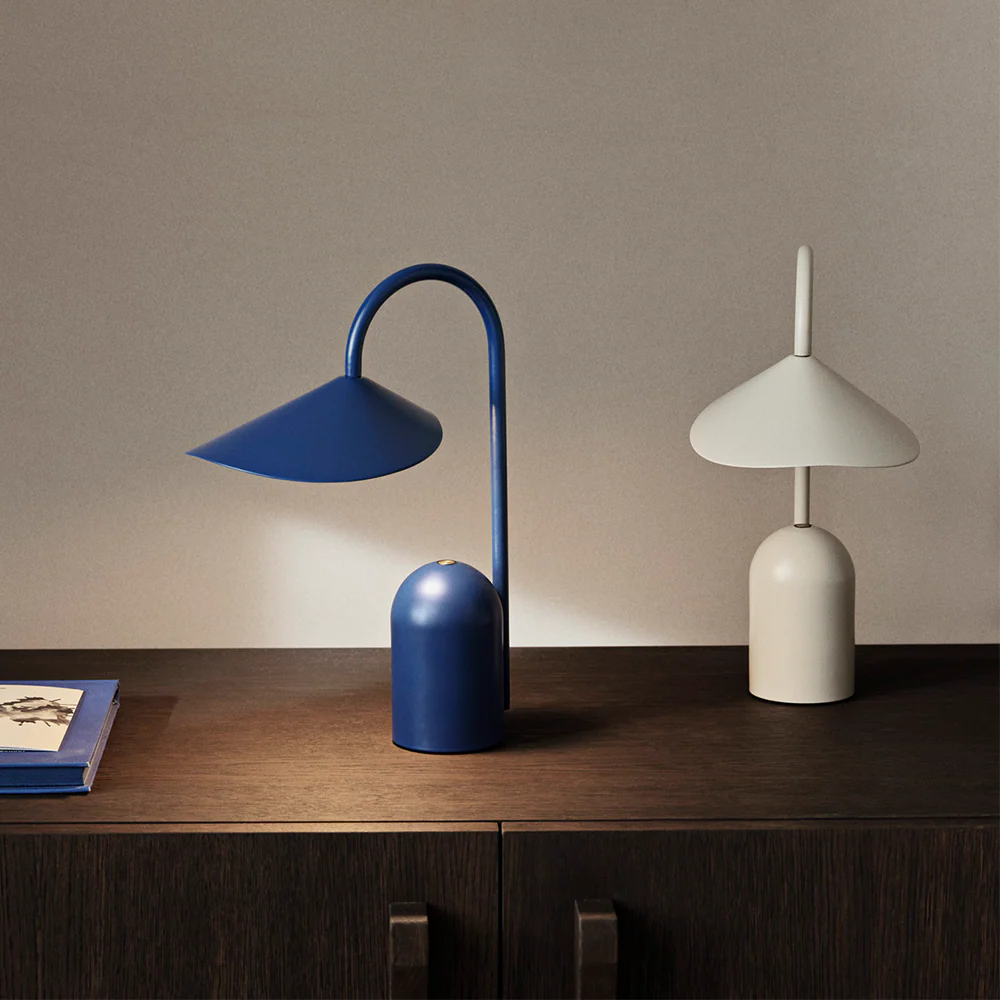 Ferm Living  Portable Lampe 'Aurum' Bright Blue - Image 3