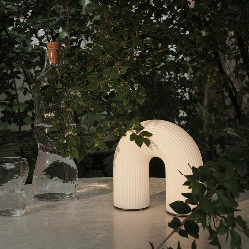 Ferm Living  Portable Lampe 'Vuelta' White - Image 4
