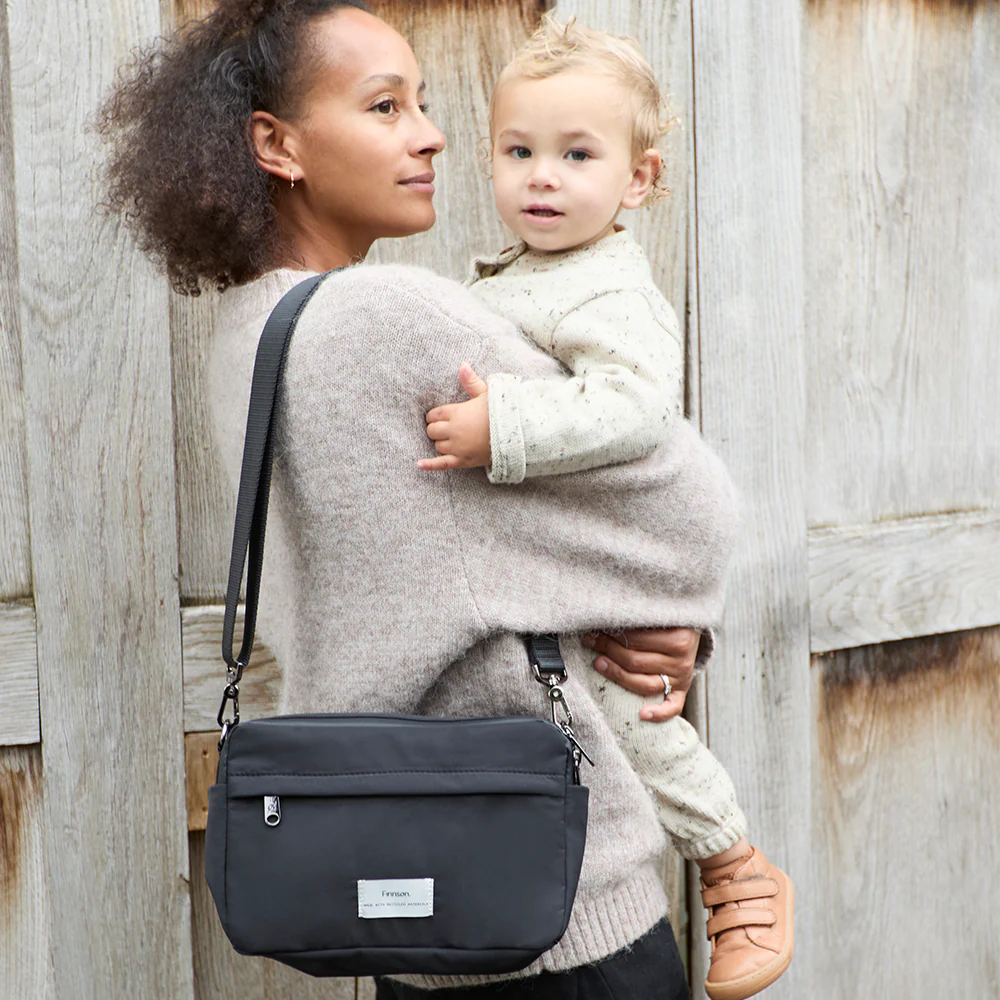Finnsøn  Eco Kinderwagen Organizer mit Kinderwagenclips 'FRIDA' Black - Image 3