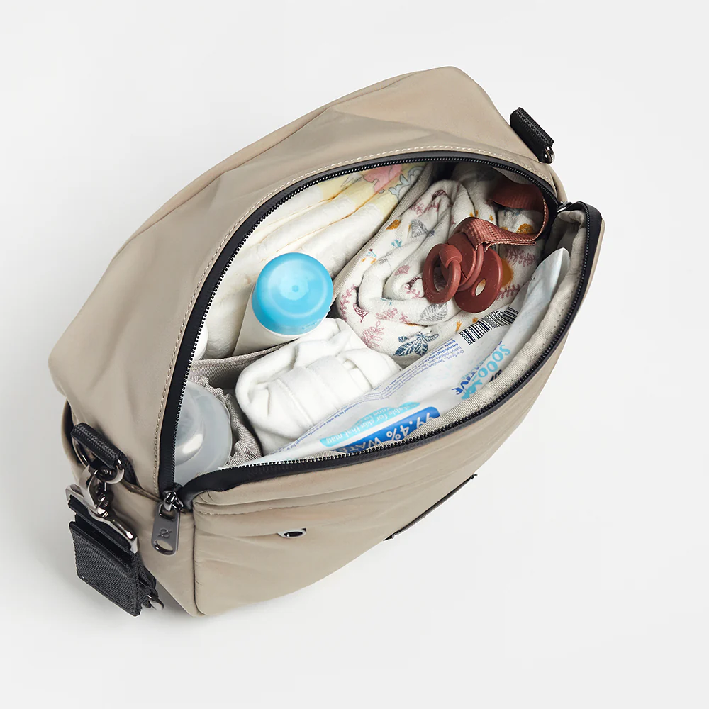 Finnsøn  Eco Kinderwagen Organizer mit Kinderwagenclips 'FRIDA' Taupe - Image 4