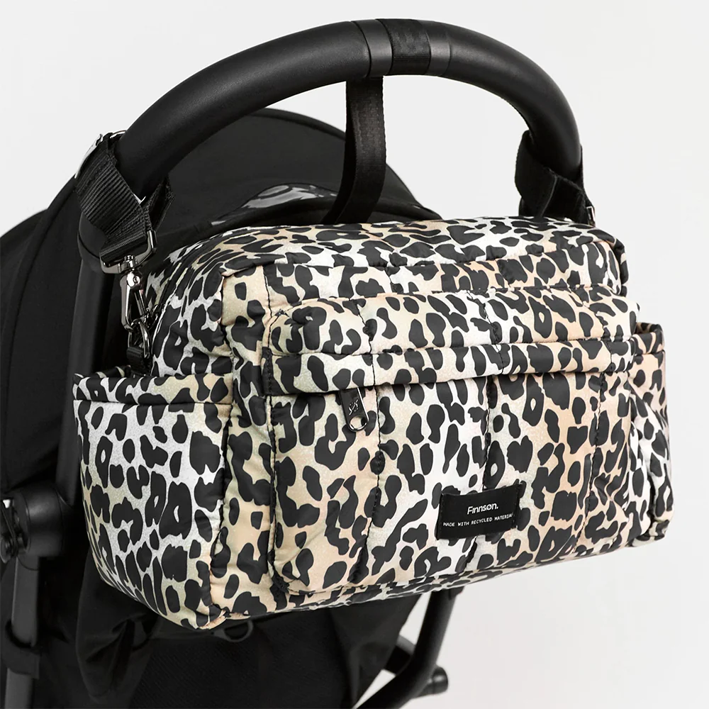 Finnsøn  Eco Oversized Kinderwagen Organizer mit Kinderwagenclips 'FREYA'  Leopard - Image 3