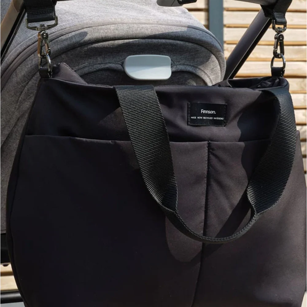 Finnsøn  Eco Wickeltasche mit Wickelunterlage 'SIGRID' Black - Image 3