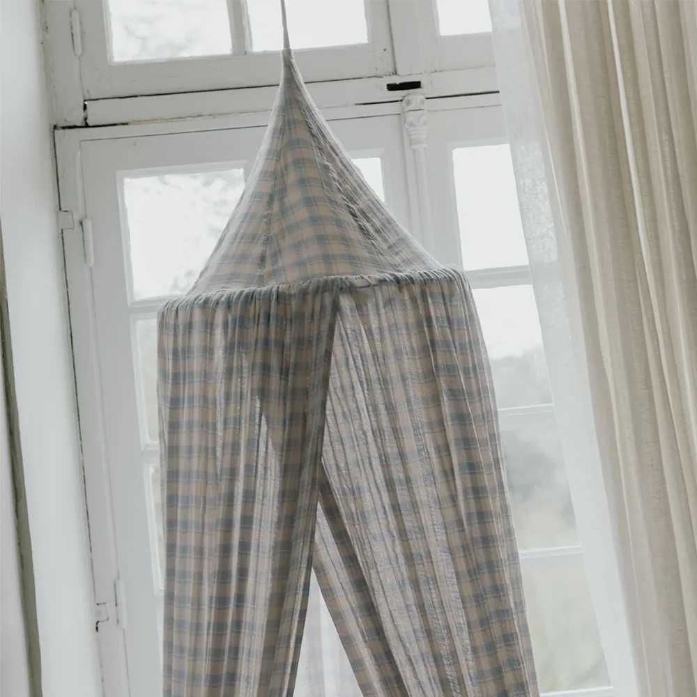 Garbo & Friends  Musselin Betthimmel Plaid Sky Blue - Image 4