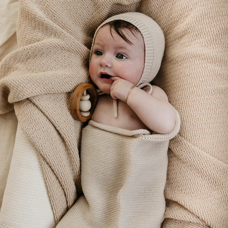 Hvid  Baby Strickmütze Dolly  Cream - Image 4