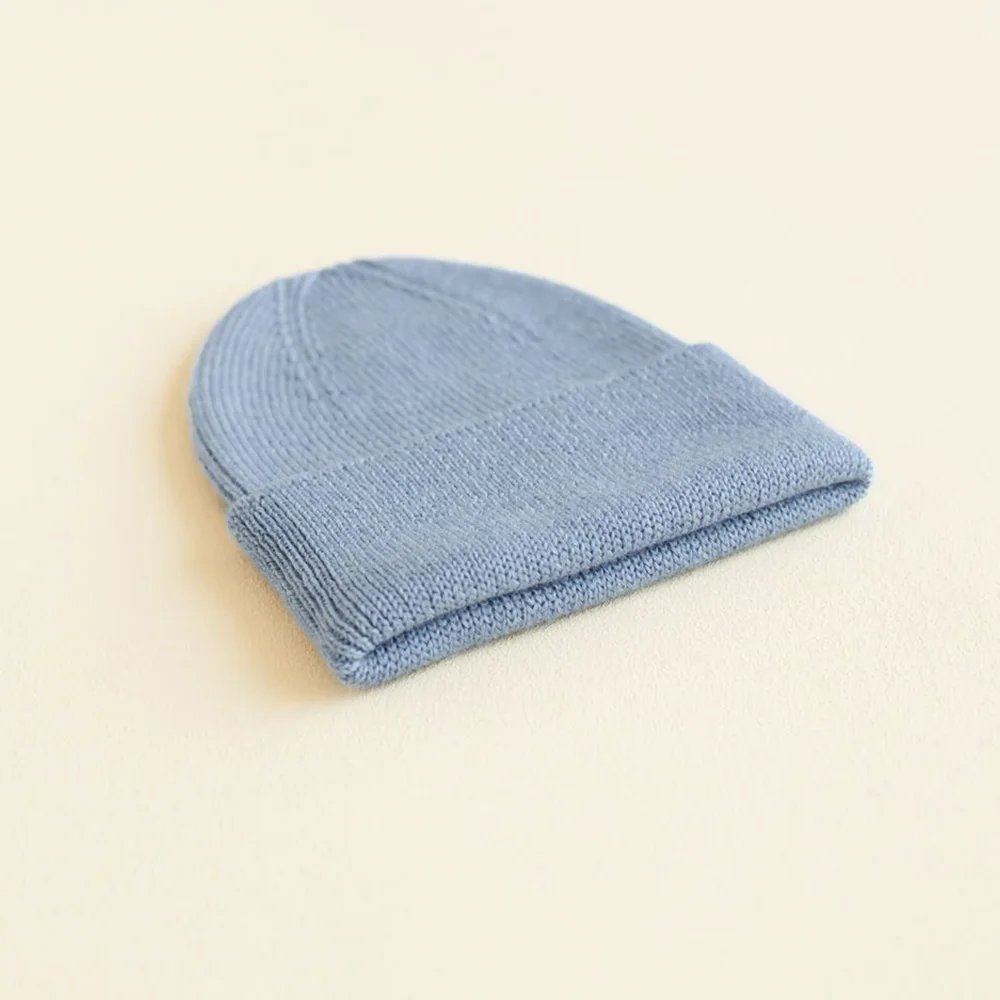 Hvid Newborn Beanie Fonzie Light Blue - Image 3