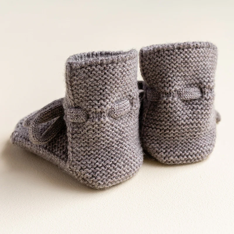 Hvid  Baby Strickschuhe  Otter - Image 3