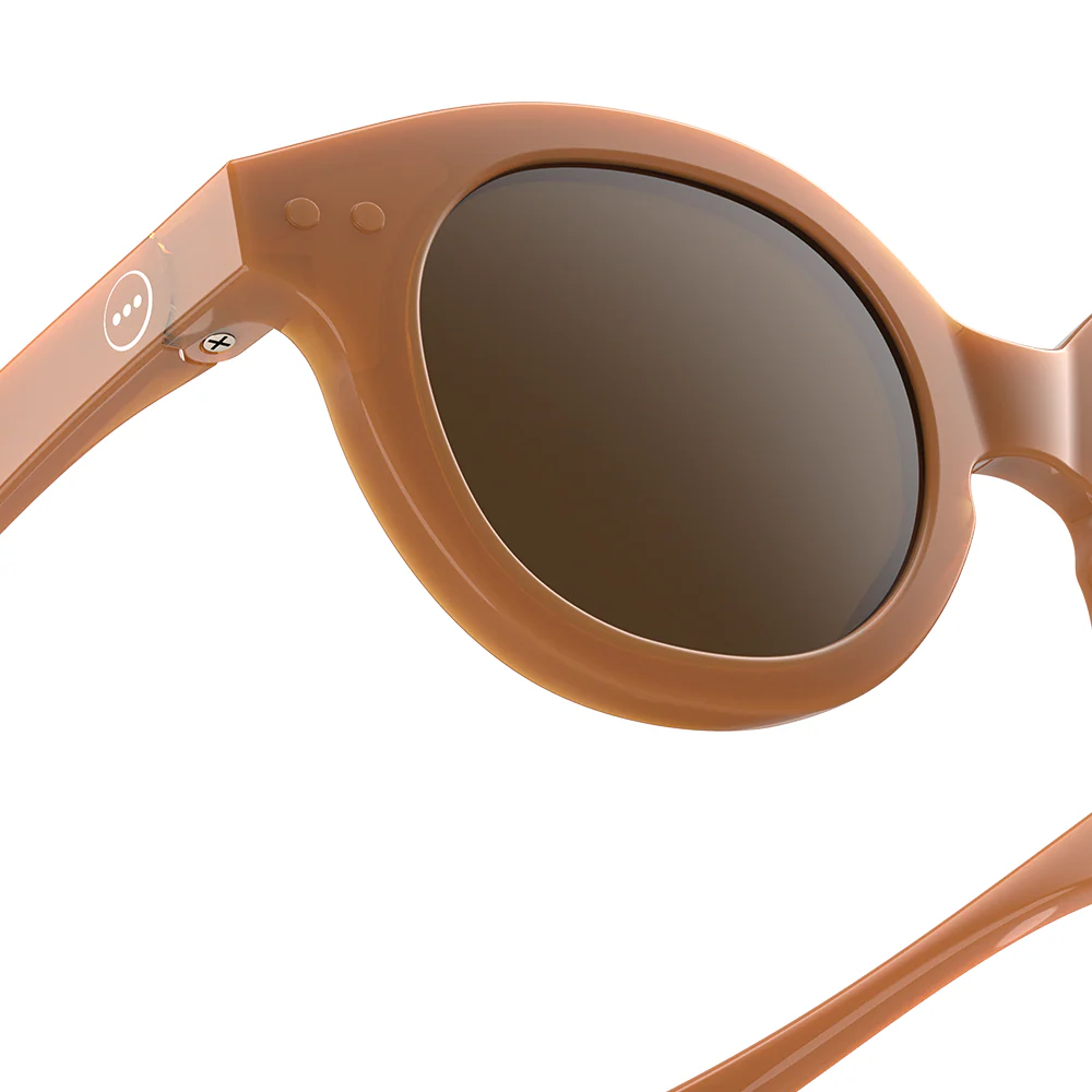 Izipizi  Kinder Sonnenbrille 'Bonpoint' #C 0-3 Y Cookie Dough - Image 2