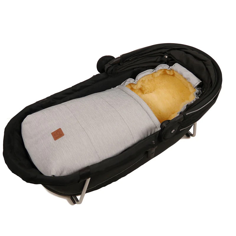 Kaiser  Lammfell Fusssack 'Emma' für Babyschale/Babywanne  Denim Light Grey - Image 2