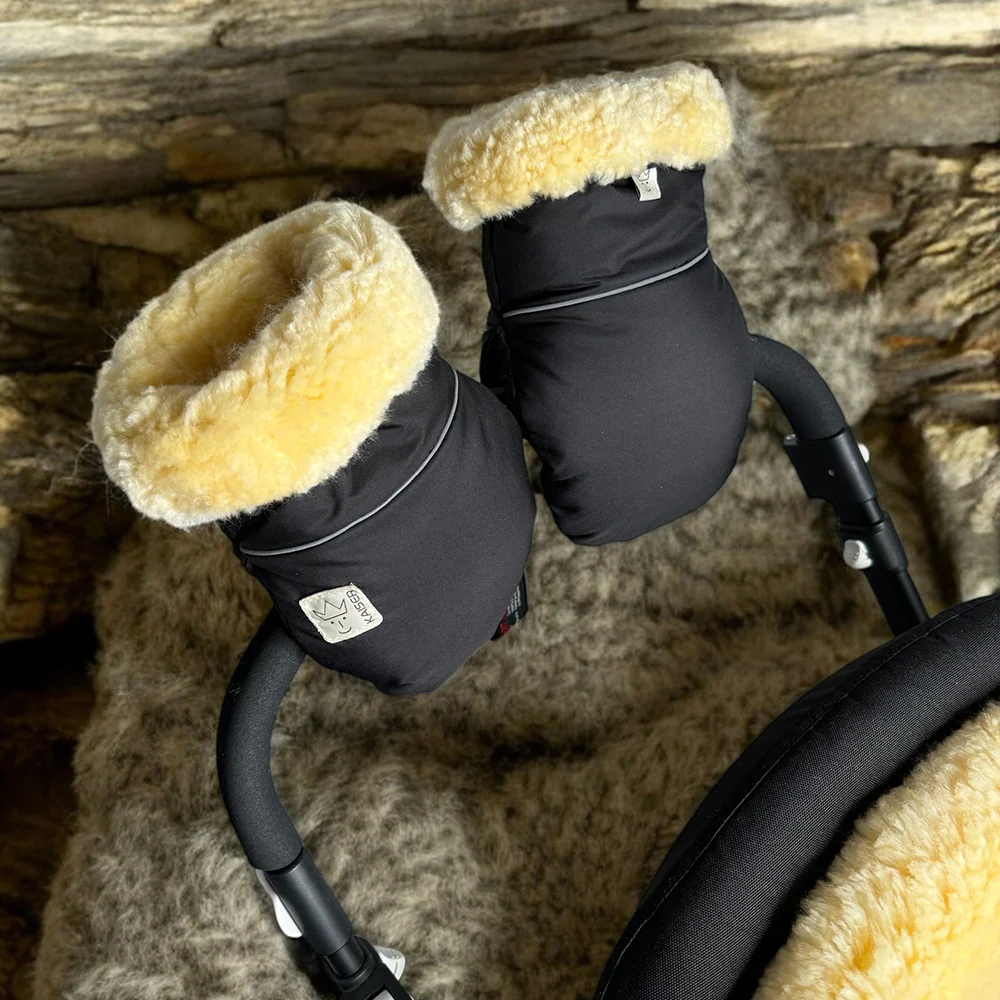 Kaiser  Lammfell Kinderwagen Handschuhe 'Reflect'  Black - Image 6
