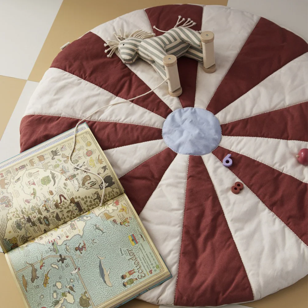 Kids Concept  Spielmatte 'Zirkus' Rot - Image 5