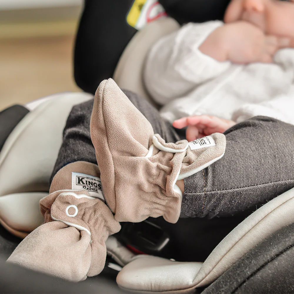 Kings & Rebels Baby Booties 'Gamuza' Café - Image 2