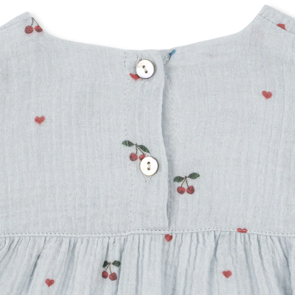 Konges Sløjd Musselin Strampler 'Coco' Cherry Blue Coeur - Image 3