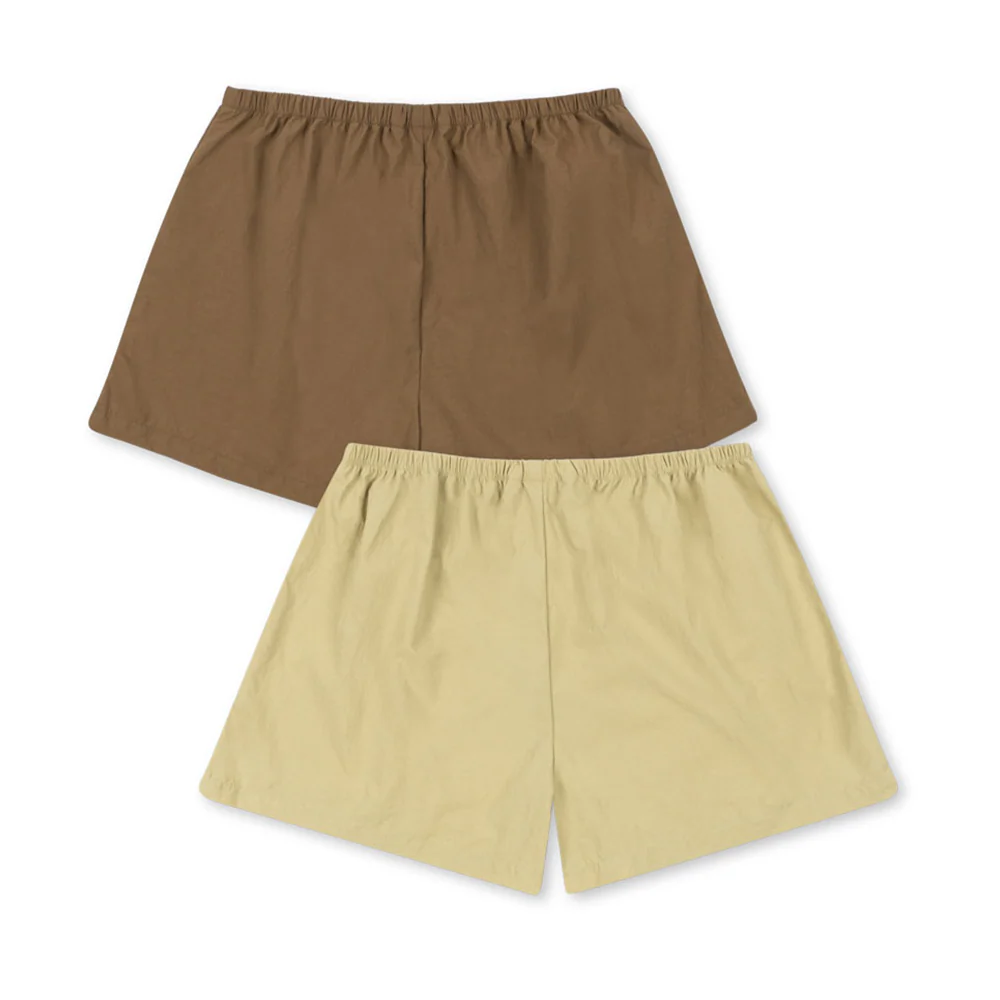 Konges Sløjd Shorts 2er-Set für Erwachsene 'Acty Mommy'  Pale Olive Green/Ermine - Image 3