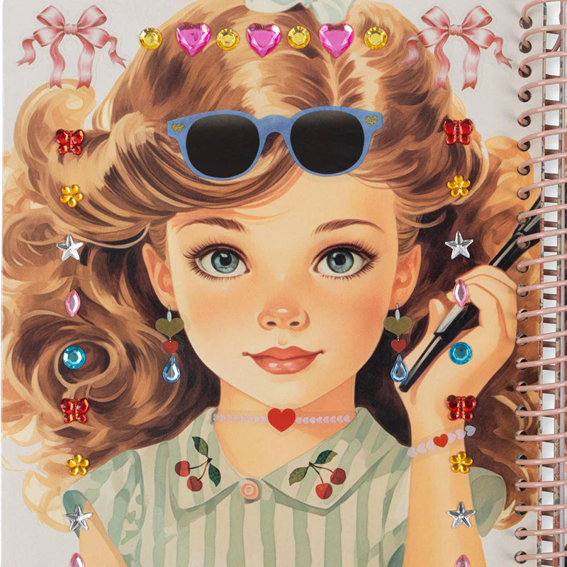 Konges Sløjd Stickeralbum 'Glam Me Up' - Image 12