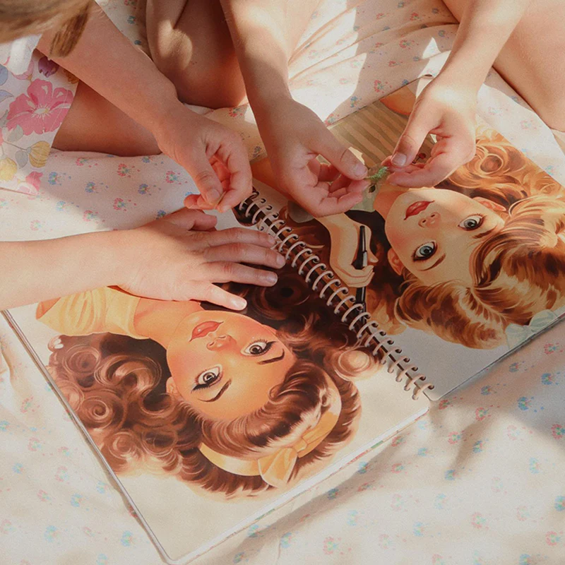 Konges Sløjd Stickeralbum 'Glam Me Up' - Image 17