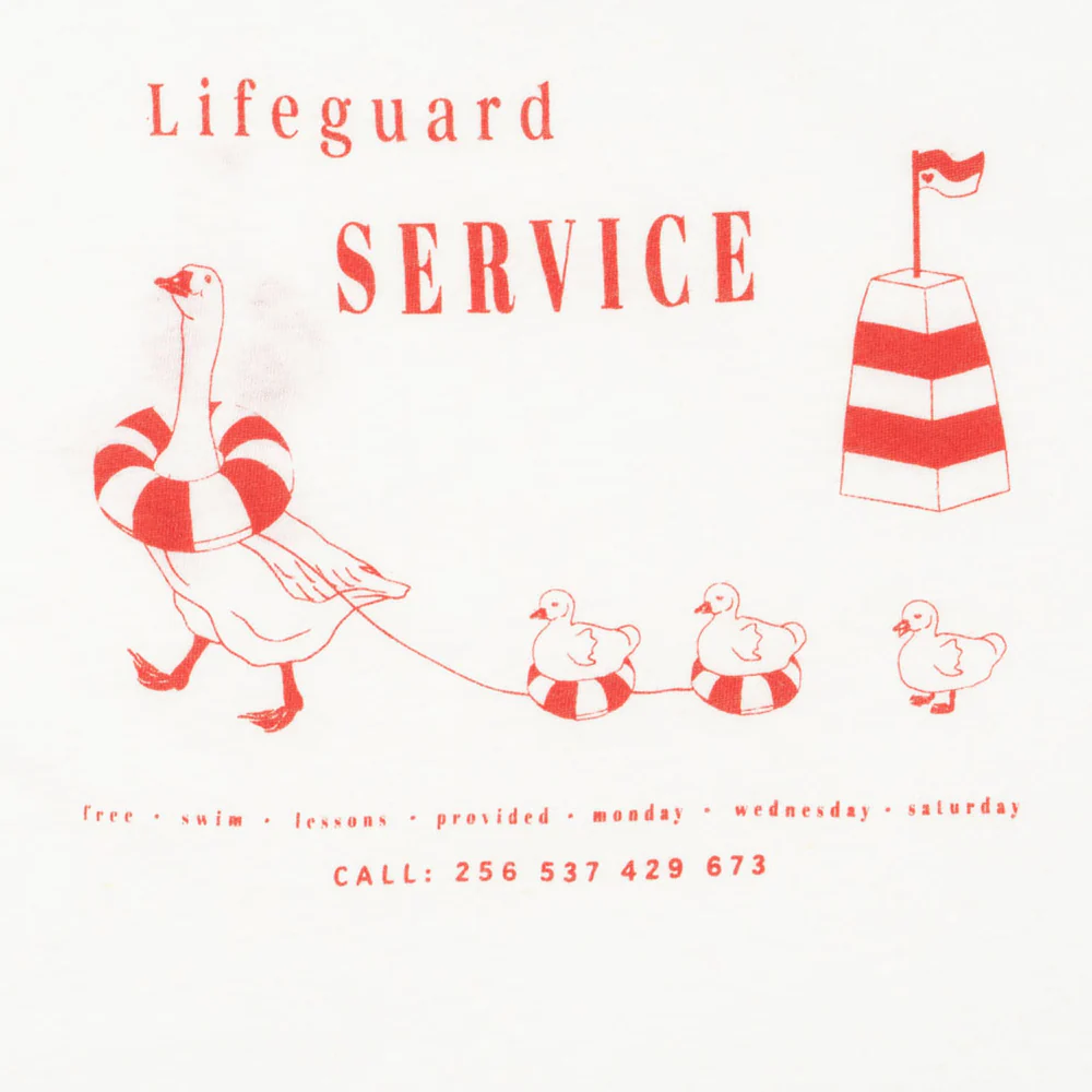 Konges Sløjd T-Shirt für Erwachsene 'Era Mommy'  Off White/Lifeguard Service - Image 2