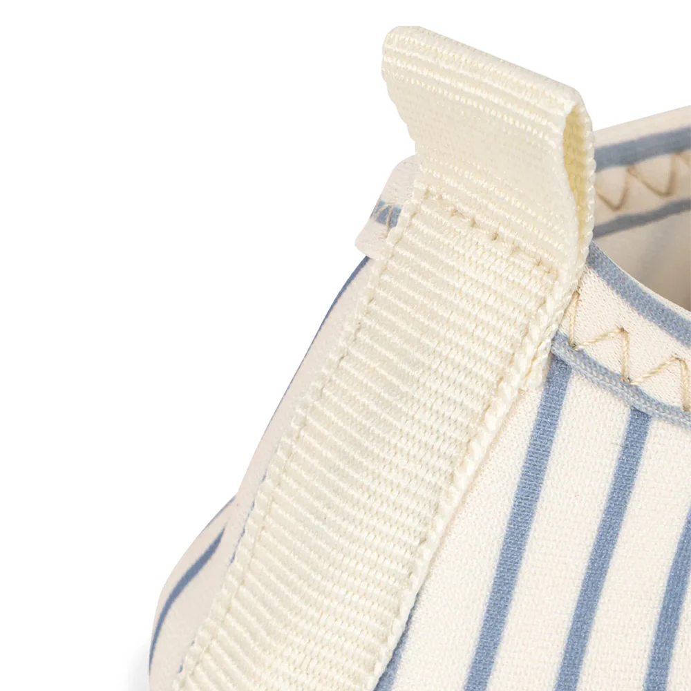 Konges Sløjd UV-Badeschuhe 'Aster' Stripe Bluie - Image 5