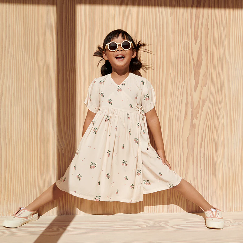 Liewood  Kinder Sonnenbrille 'Darla ' 4-10 Jahre Peach/Sea Shell - Image 4