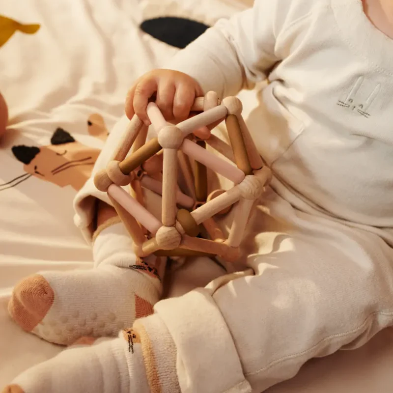 Liewood Motorik Baby Spielzeug aus Holz 'Annemette' Mustard Multi Mix - Image 4