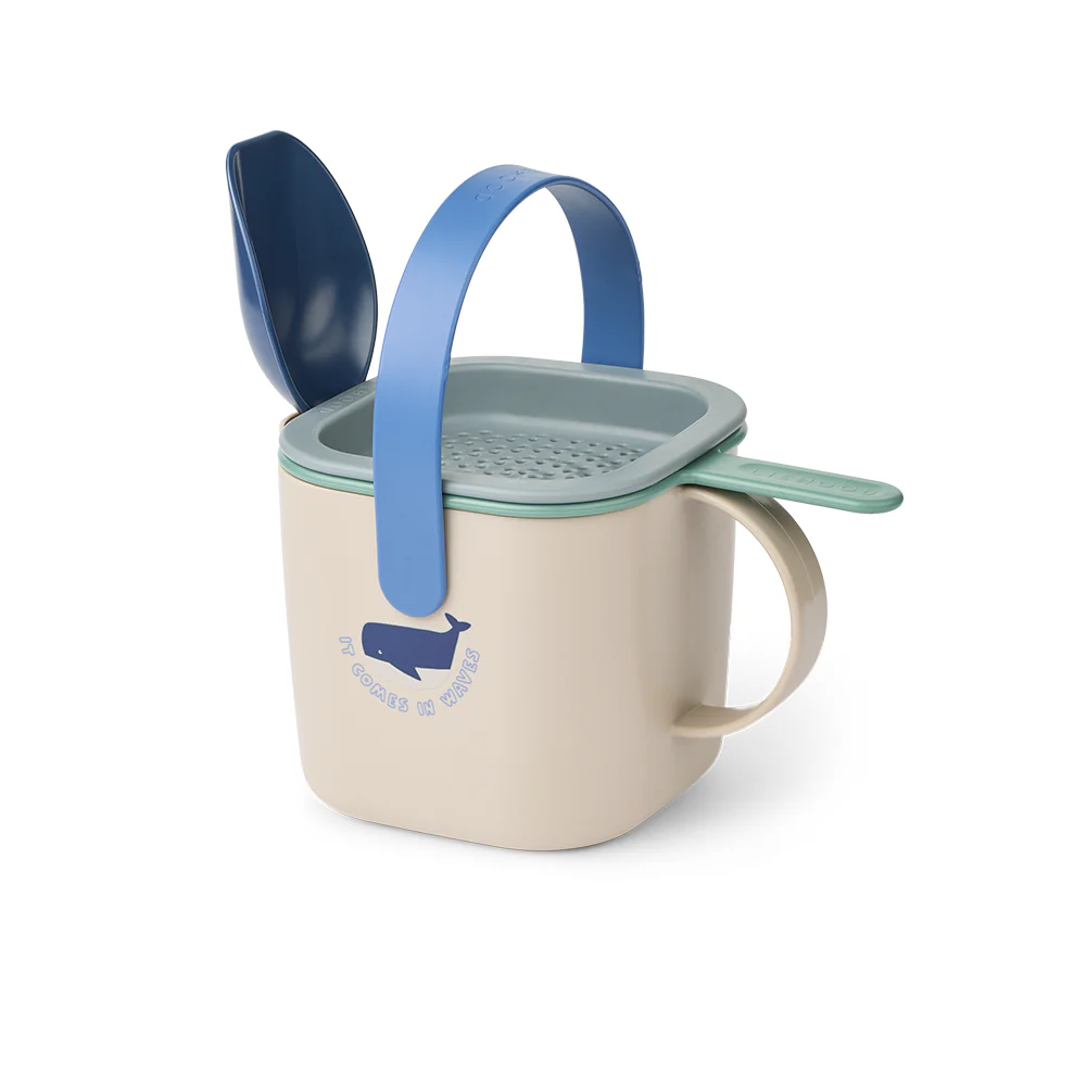 Liewood  Sandspielzeug Set 'Roald' Shark/Dove Blue - Image 2