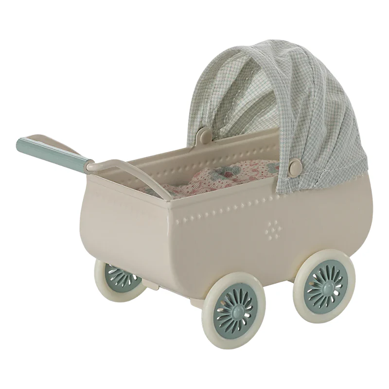 Maileg  Kinderwagen mit Babymaus Mint - Image 5
