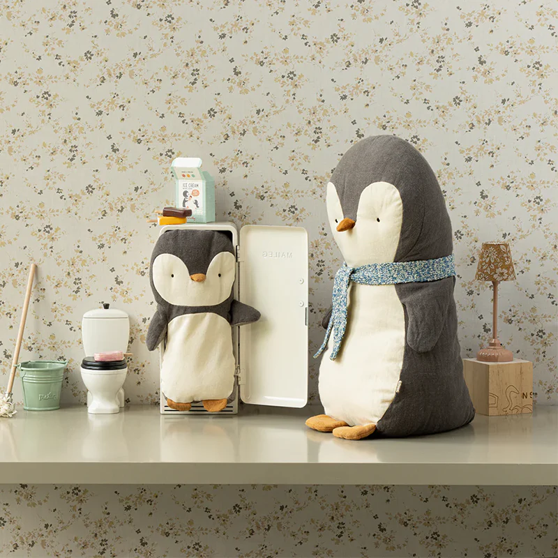 Maileg Penguin Small - Image 2