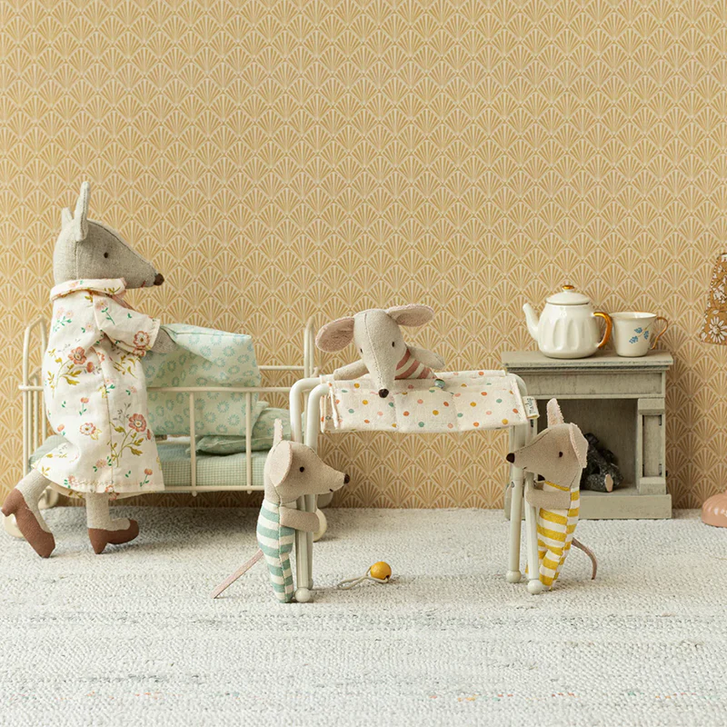 Maileg Wickeltisch 'Babymaus' Off White - Image 2