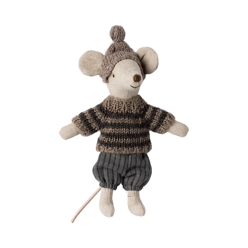 Maileg 'Wintermaus mit Ski' Grosser Bruder Grey - Image 3