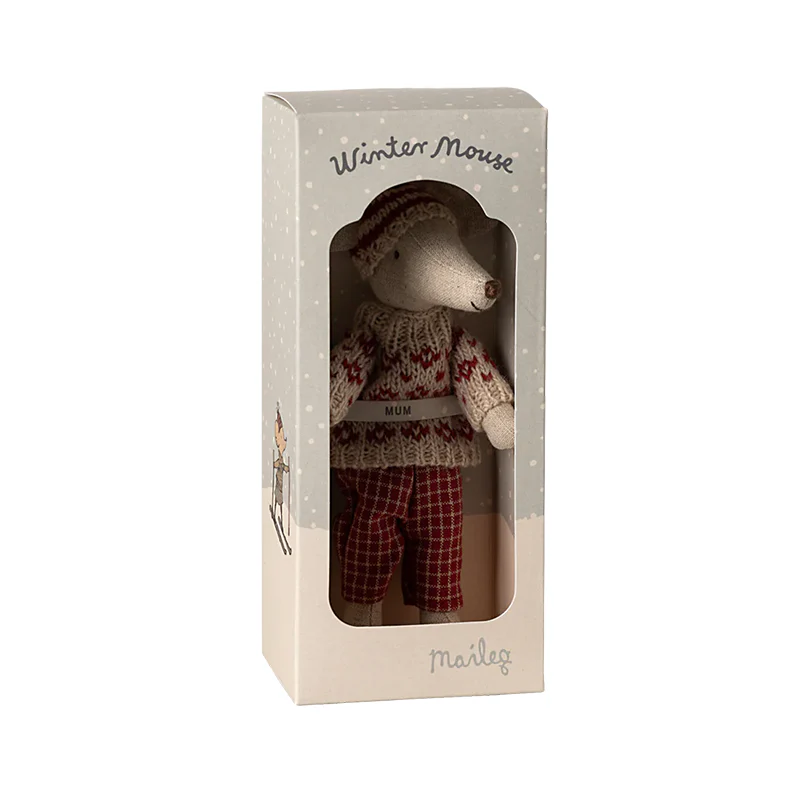 Maileg 'Wintermaus mit Ski' Mama Red - Image 4