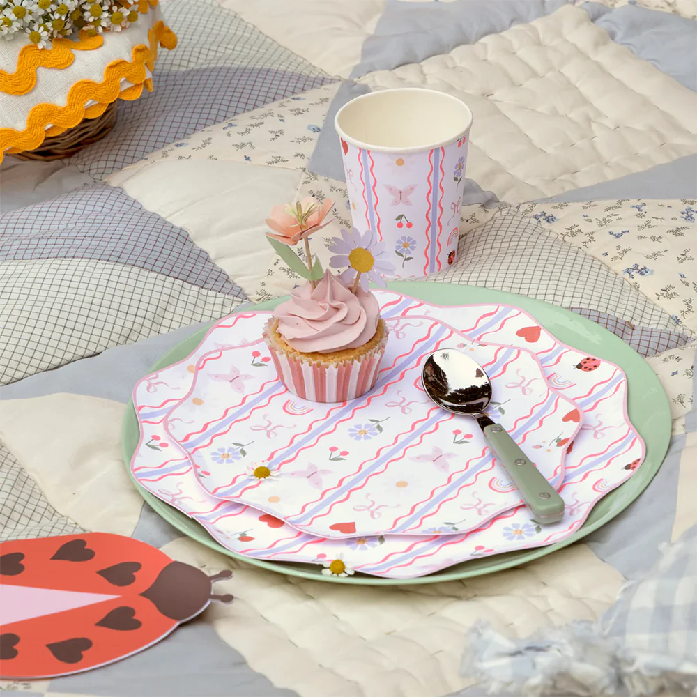 Meri Meri Party Teller Little Garden Dinner - Image 2