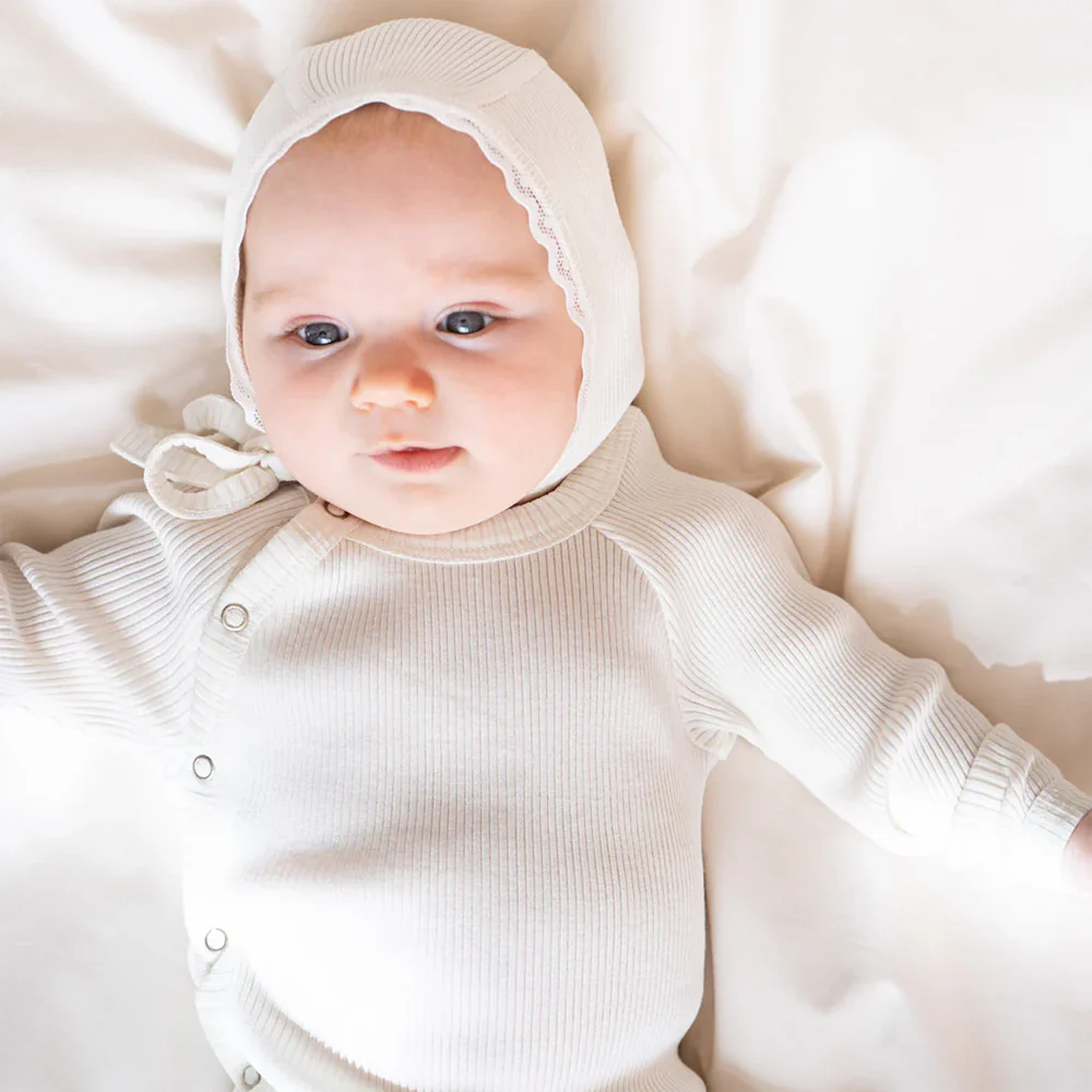 Minimalisma Babymütze Seide/Baumwolle 'Beau' Cream - Image 2