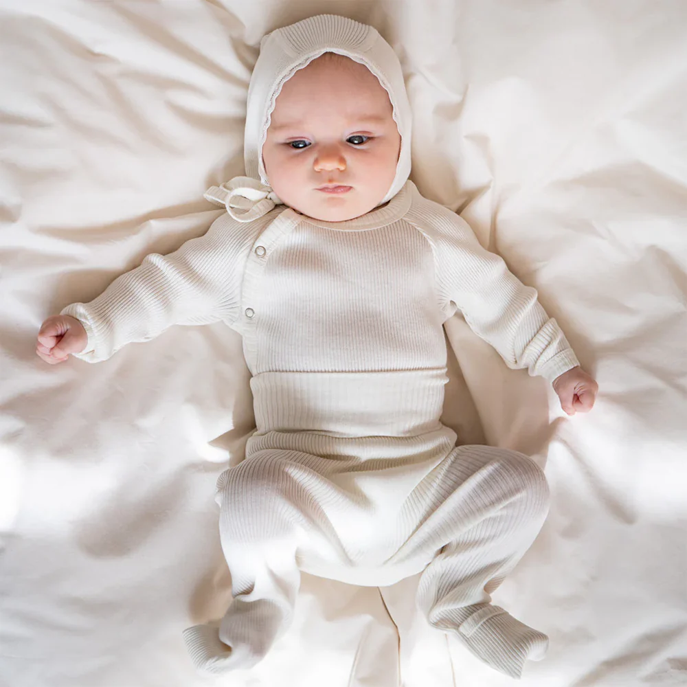 Minimalisma Babymütze Seide/Baumwolle 'Beau' Cream - Image 3
