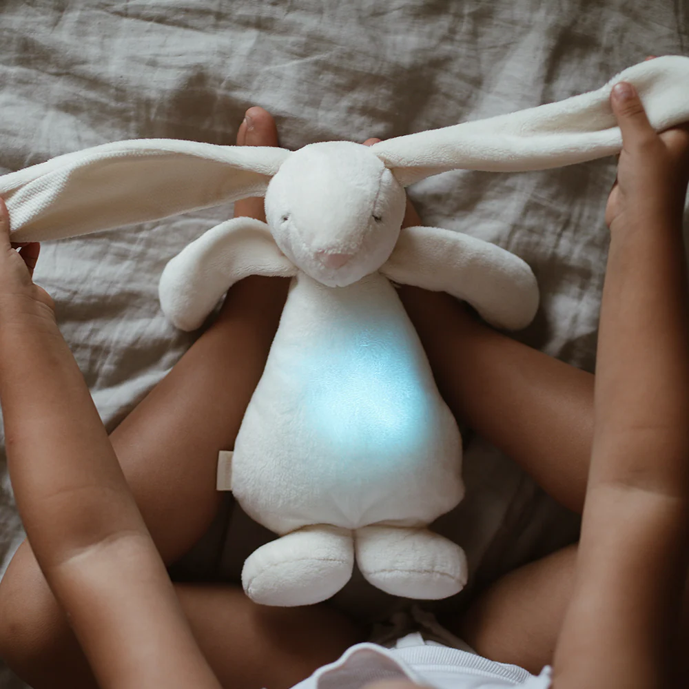 Moonie Kuscheltier Hase mit Licht 'Organic Humming Bunny' Polar - Image 10