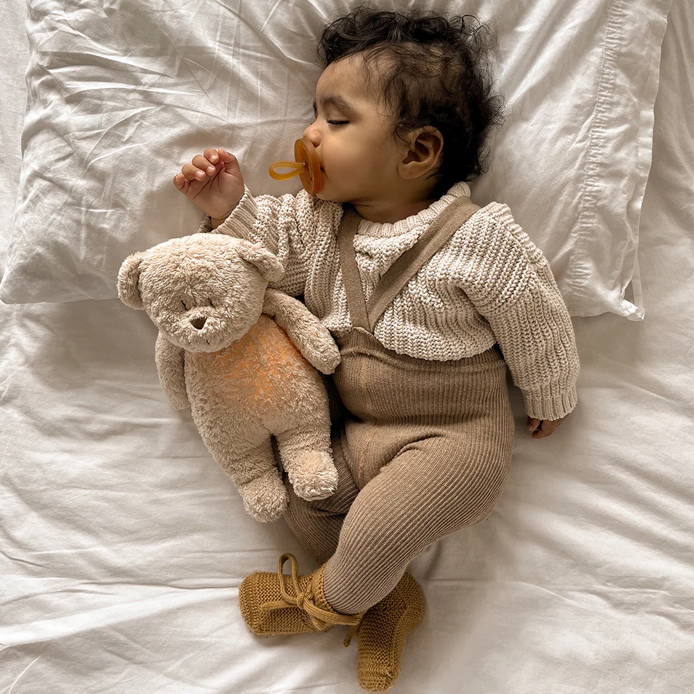Moonie Teddybär mit Licht 'Organic Humming Bear' Sand - Image 2