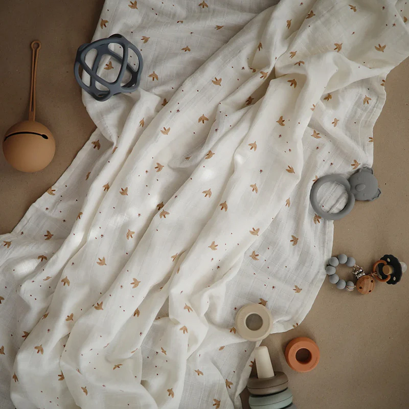 Mushie  Musselin Swaddle  Sparrow - Image 3